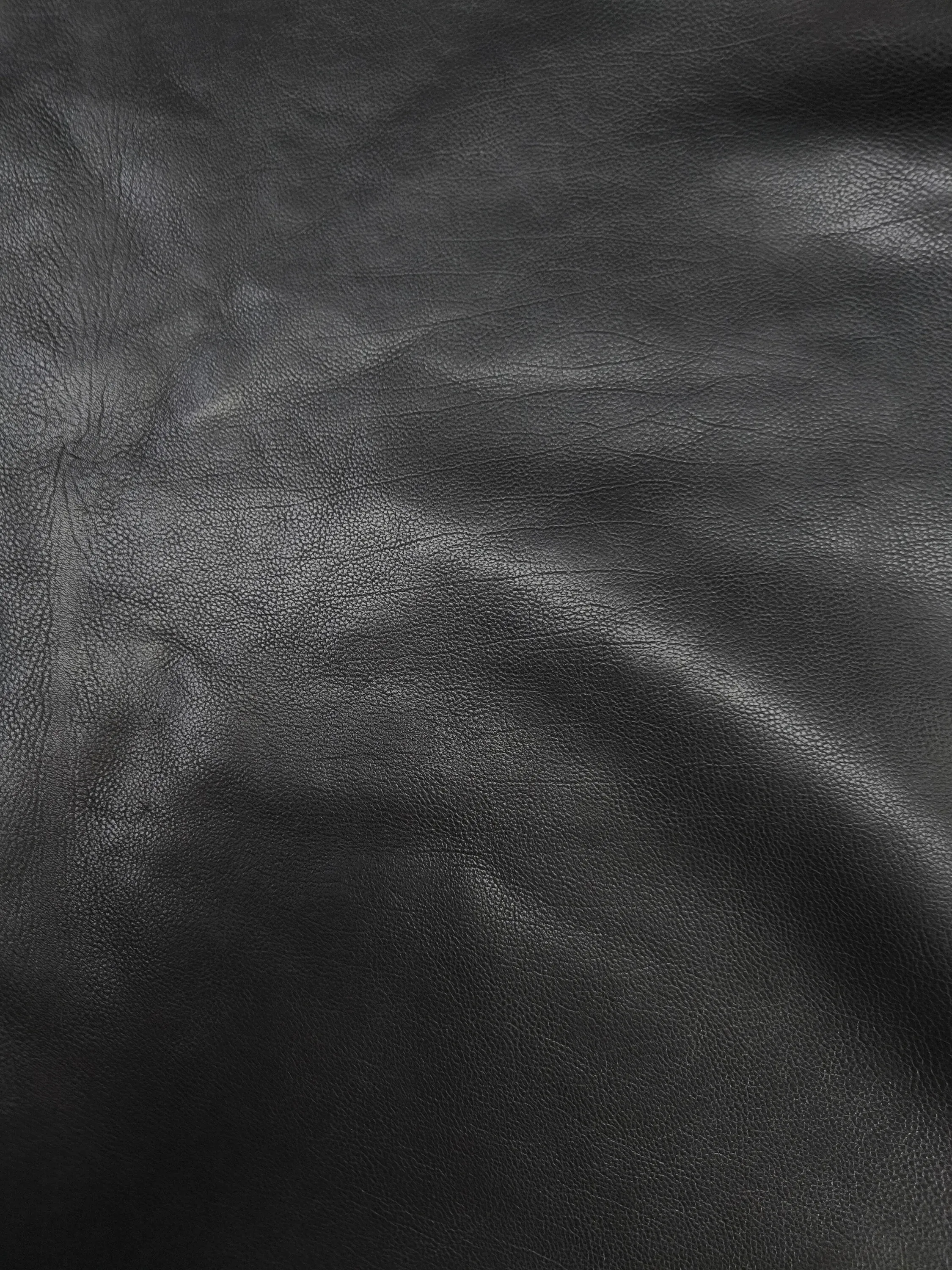 Cow-calf milled leather, Genuine cow leather skin soft and natural, thickness 1,0mm (2 1/2 oz)
